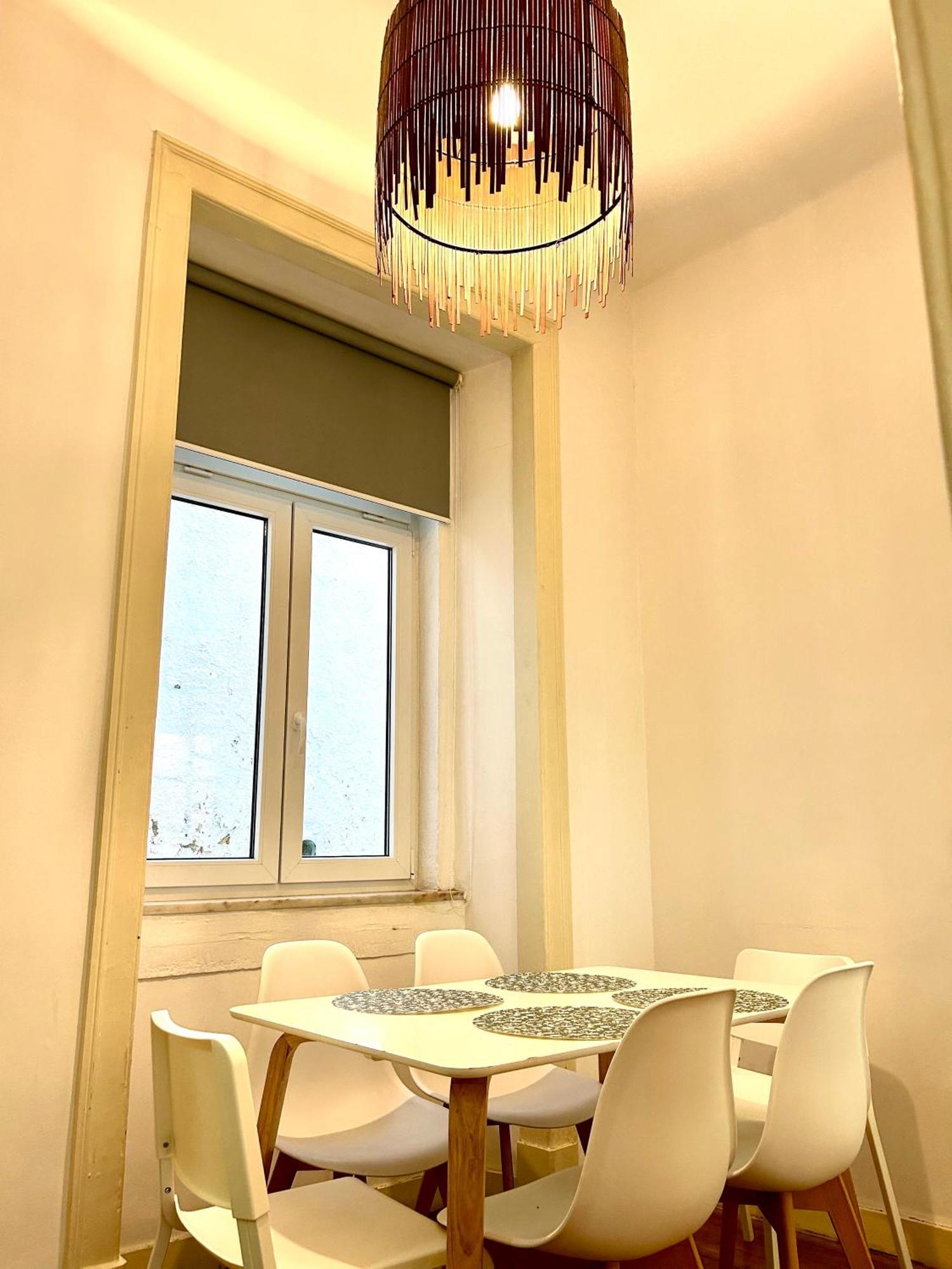 Fashion Chiado - Sss Apartments Lisbon Bagian luar foto